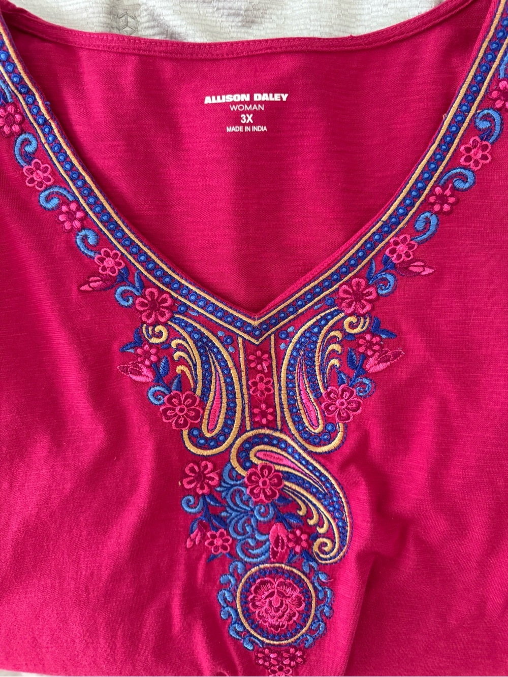 Allison Daley Fuchsia V-Neck Tunic with Blue & Gold Embroidery - Picture 3 of 4